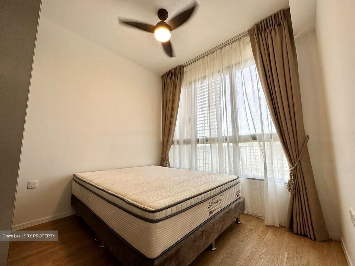 Avenue South Residence (D3), Apartment #458879871
